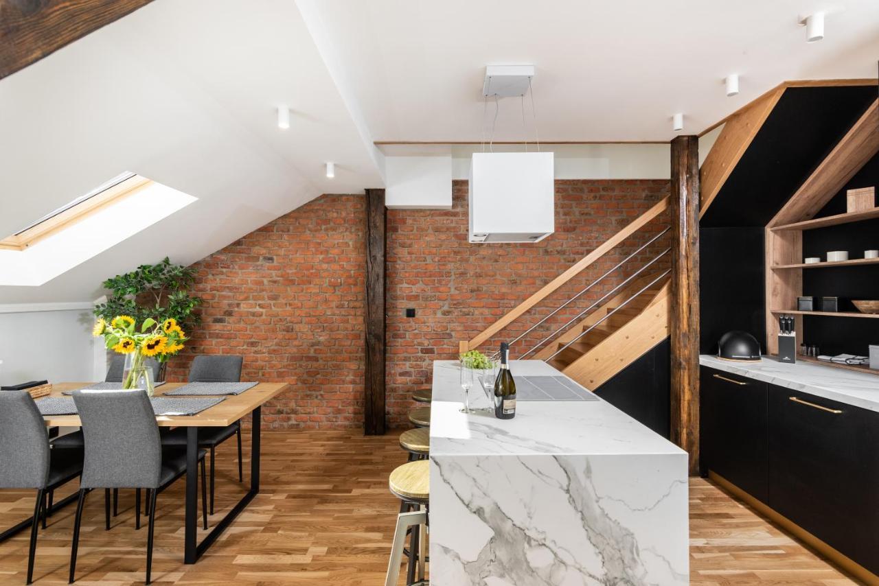 Riverside Premium Class Apartment - By Upstairs 크라쿠프 외부 사진
